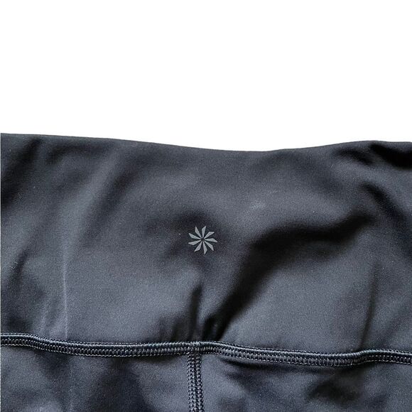 ATHLETA Persistence Camo Laser Cut 7/8 Tight Legging Black Size Medium - Picture 10 of 11